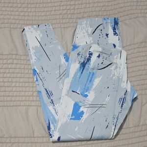 Abstract Blue and White Leggings